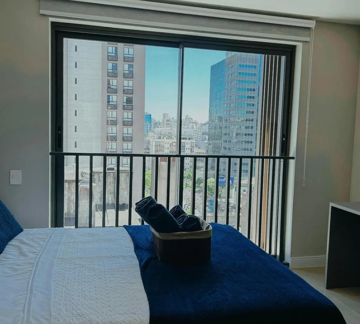 Studio Go24 Poa - Moinhos - Rooftop With Pool Porto Alegre Apartment